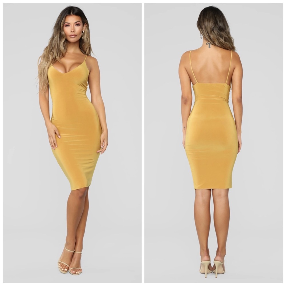 Fashion Nova Anne Marie MIDI Dress